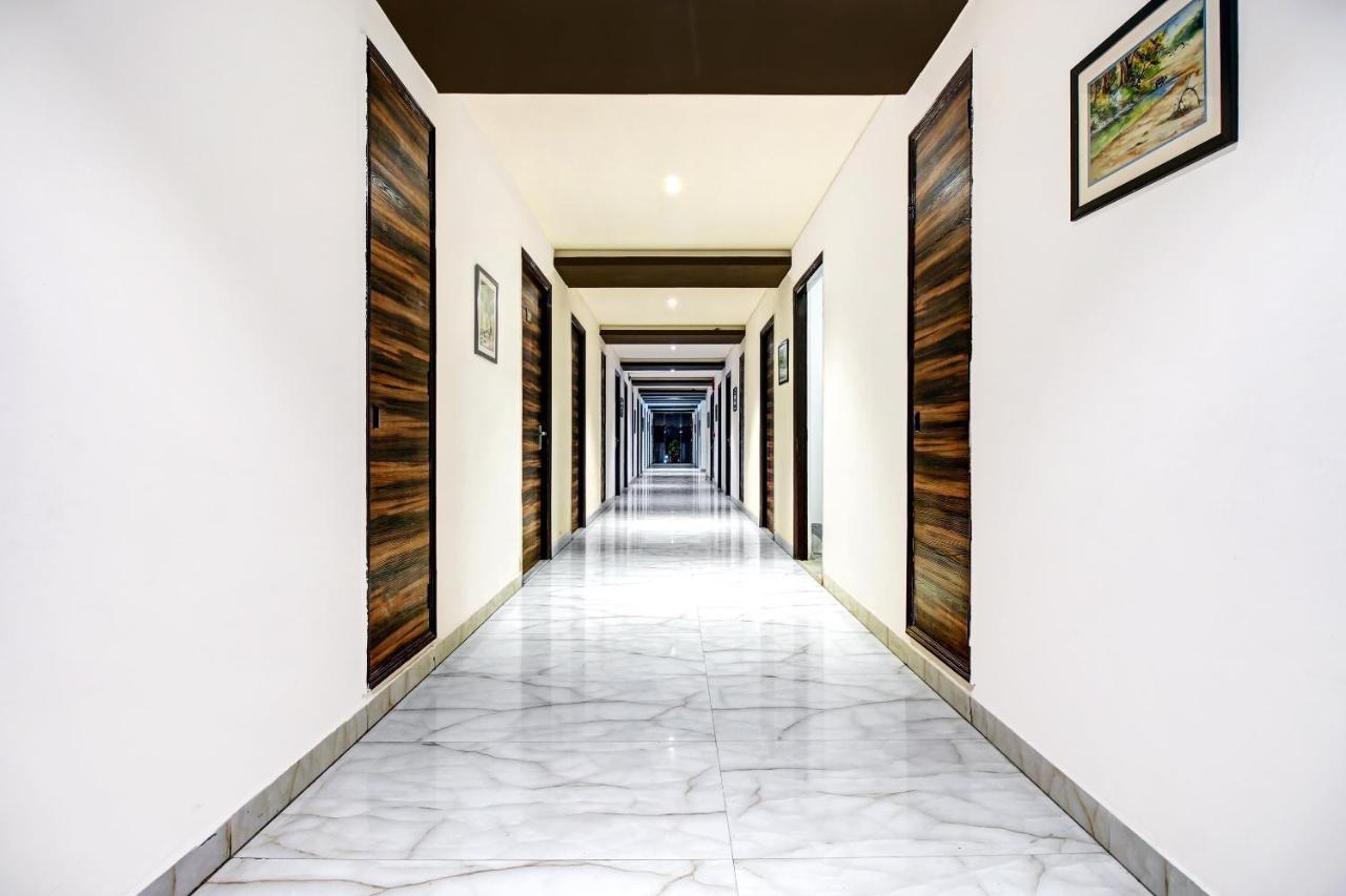 Hotel Vrindavan Sultānpur Exterior foto