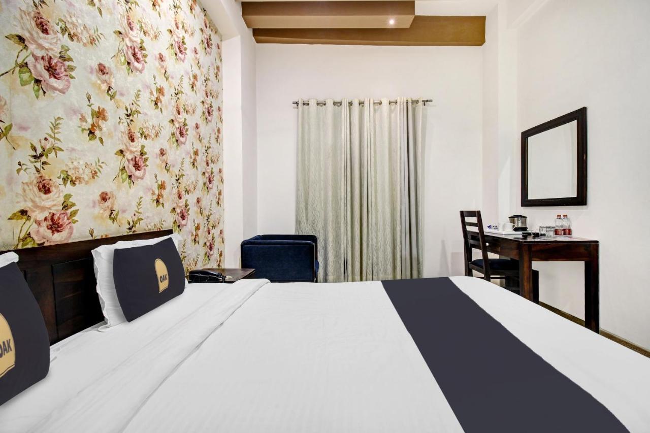 Hotel Vrindavan Sultānpur Exterior foto
