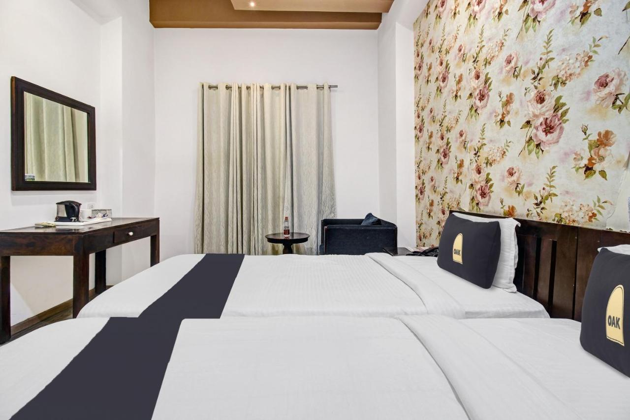 Hotel Vrindavan Sultānpur Exterior foto